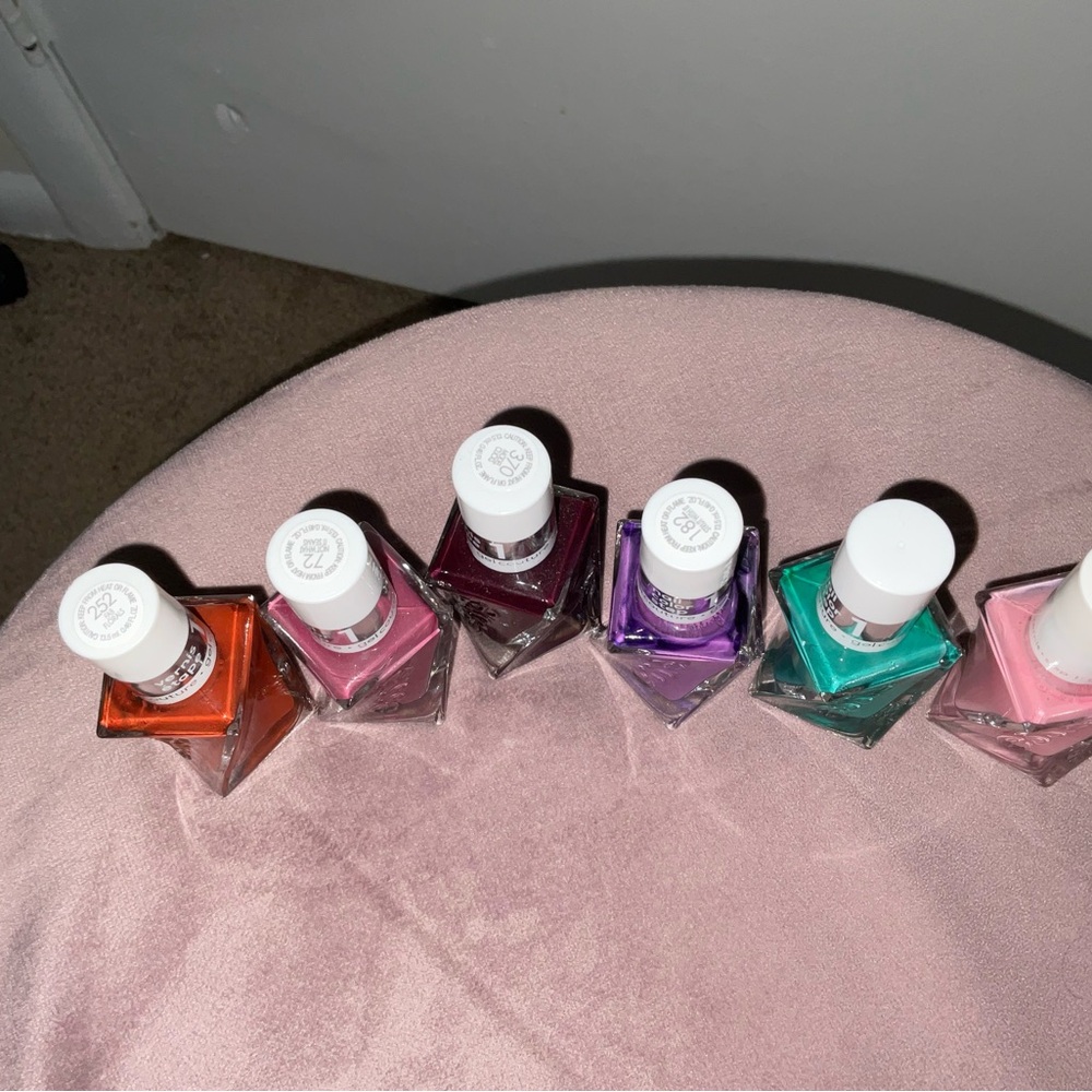 essie Gel Couture Nail Polish Orange Red Purple Green Pink BRAND NEW - Picture 2 of 2